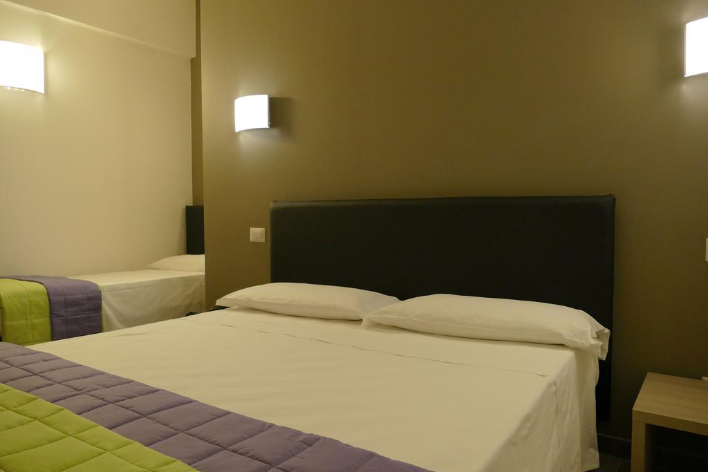 Hotel Desiree San Benedetto del Tronto Eksteriør bilde