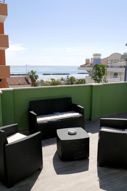 Hotel Desiree San Benedetto del Tronto Eksteriør bilde