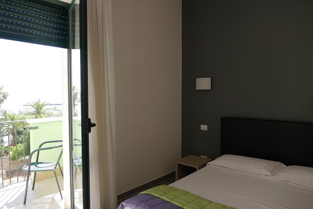 Hotel Desiree San Benedetto del Tronto Eksteriør bilde