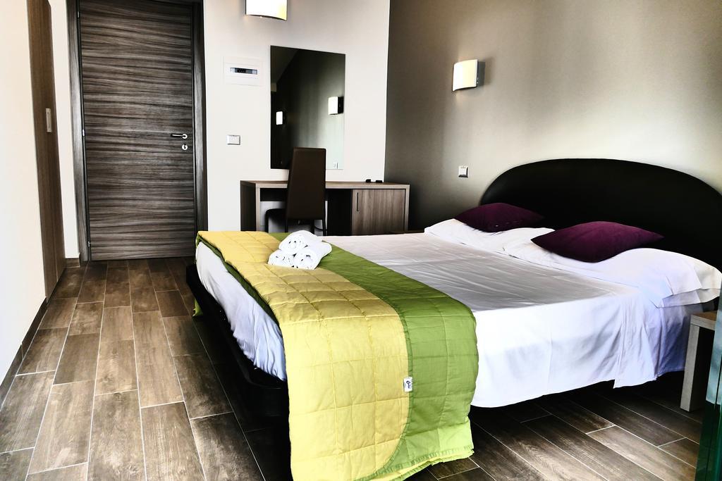 Hotel Desiree San Benedetto del Tronto Eksteriør bilde